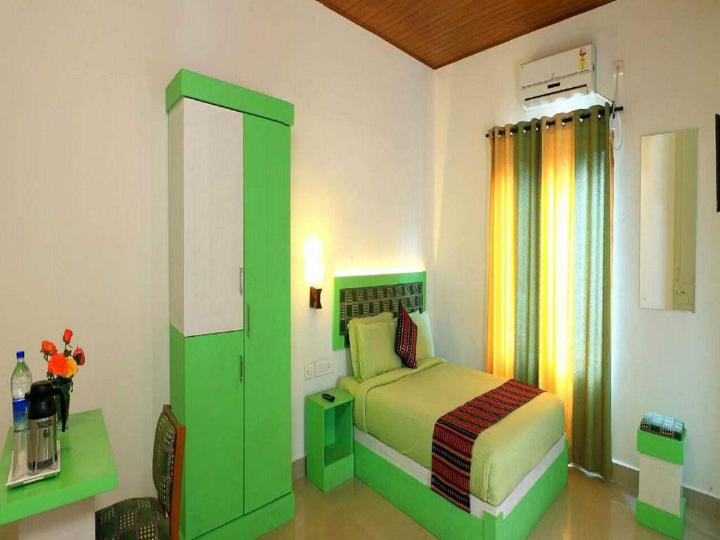 Thekkady Spice Valley Holiday Hotel Bagian luar foto