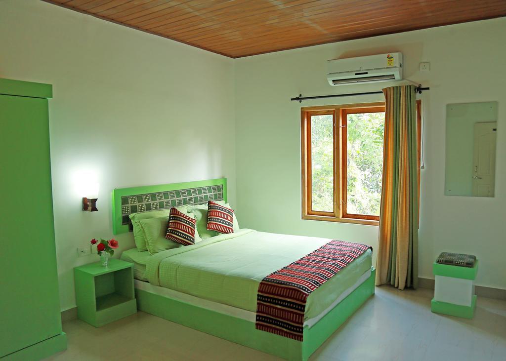 Thekkady Spice Valley Holiday Hotel Ruang foto