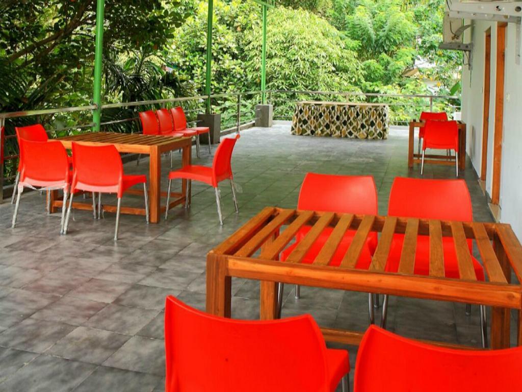 Thekkady Spice Valley Holiday Hotel Bagian luar foto